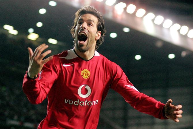 Van Nistelrooy: Sự nghiệp bóng đá và những thành tích vang dội