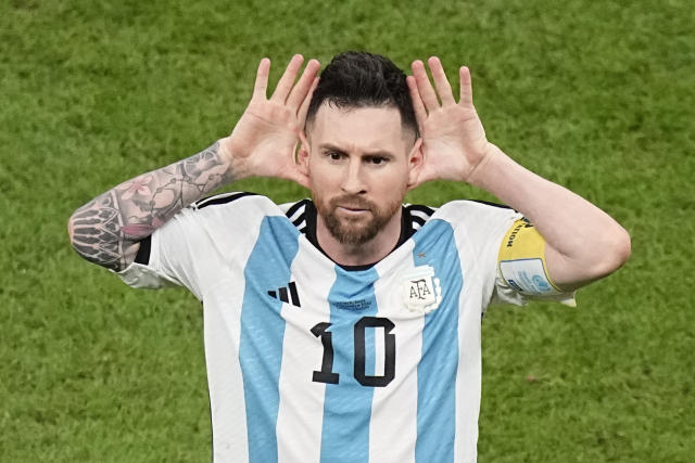 Tại sao Lionel Messi với những lời nhận xét xúc phạm và những đường chuyền đẹp mắt lại xuất sắc hơn bao giờ hết ở chung kết World Cup - Yahoo Sports