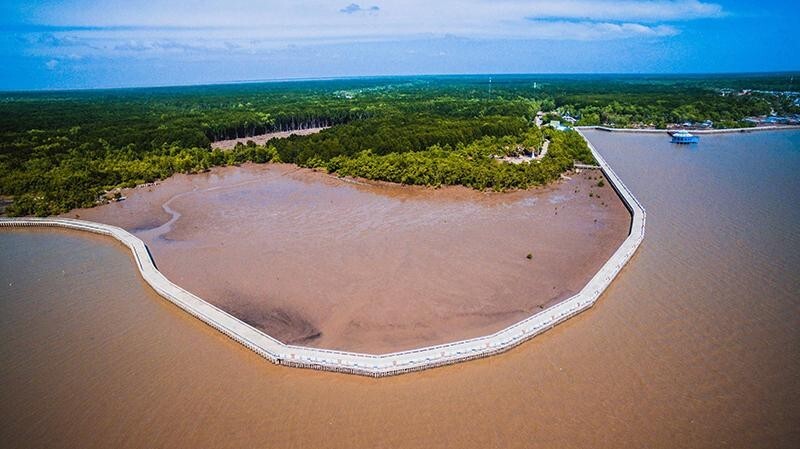 Tại sao nước biển lại mặn? Nguyên nhân và tác động môi trường