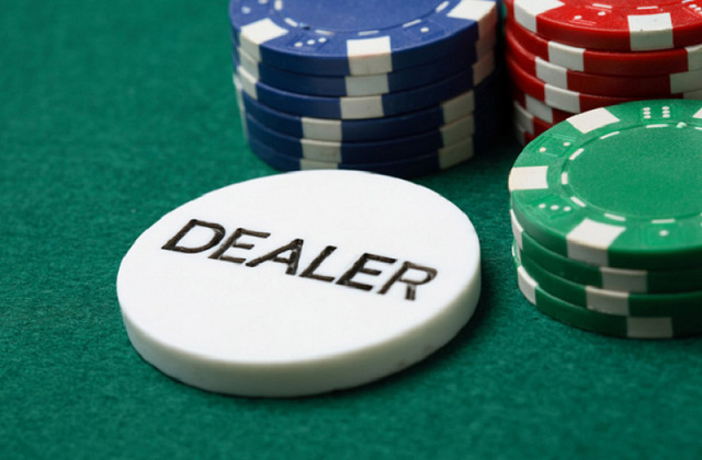 Có Thể Bạn Chưa Biết Dealer Là Gì? Những Điều Thú Vị Về Dealer - KU11