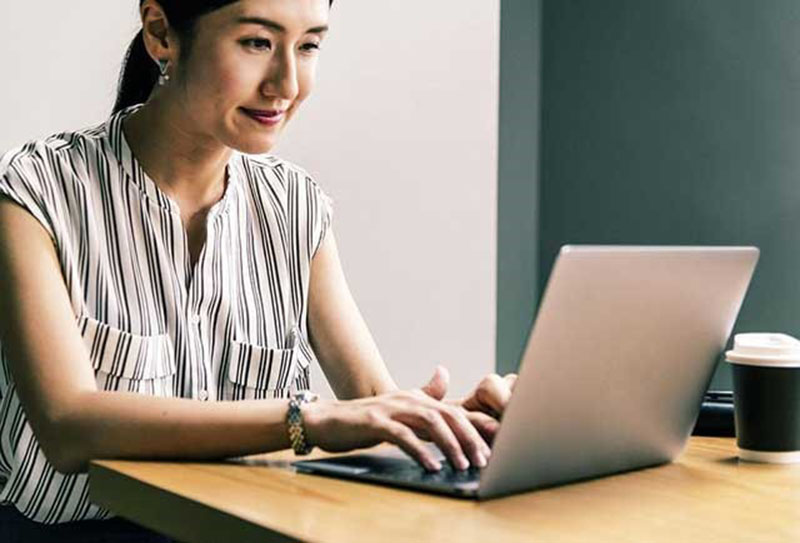 Phụ nữ 35 tuổi nên theo đuổi nghề nghiệp nào để có mức lương cao và ổn định trong tương lai?