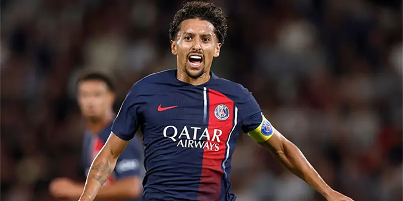 Top 10 hậu vệ xuất sắc nhất thế giới vào năm 2025, theo các chuyên gia