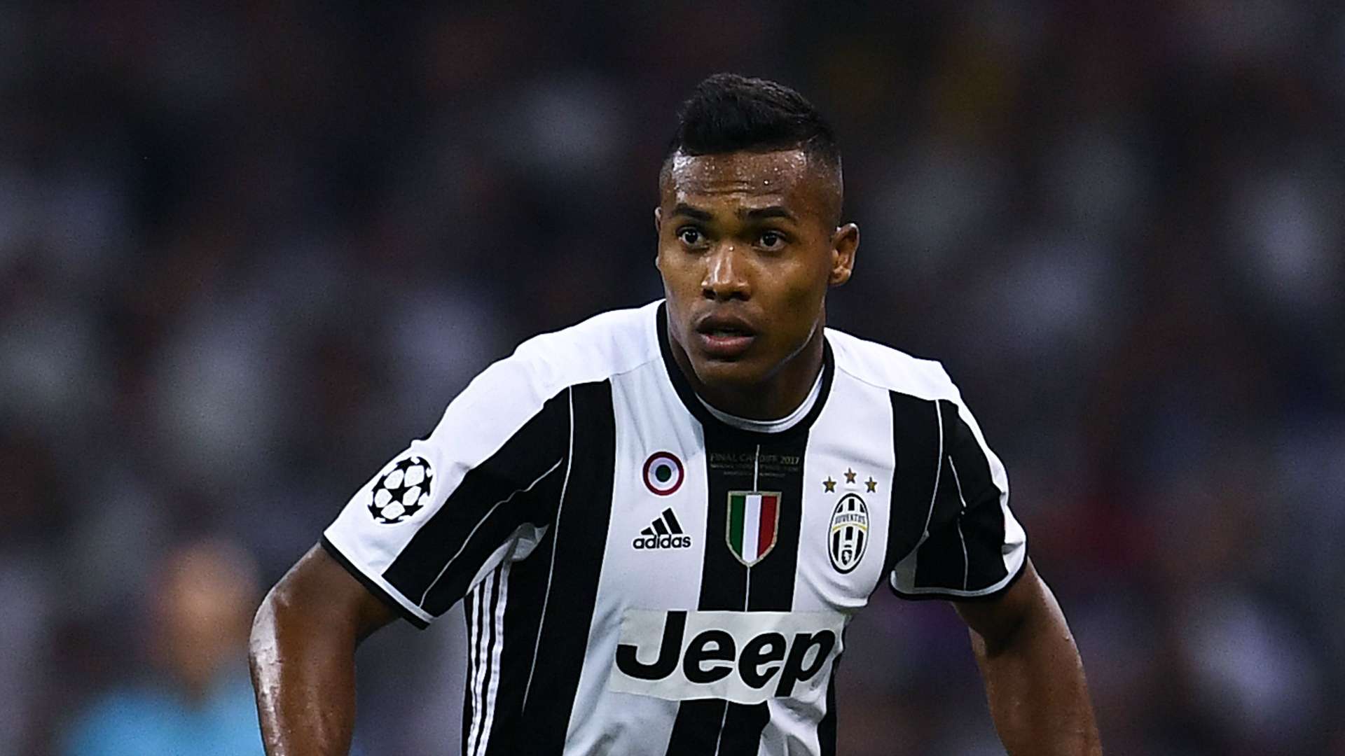 HLV Allegri lên tiếng về tương lai của Alex Sandro | Goal.com Việt Nam